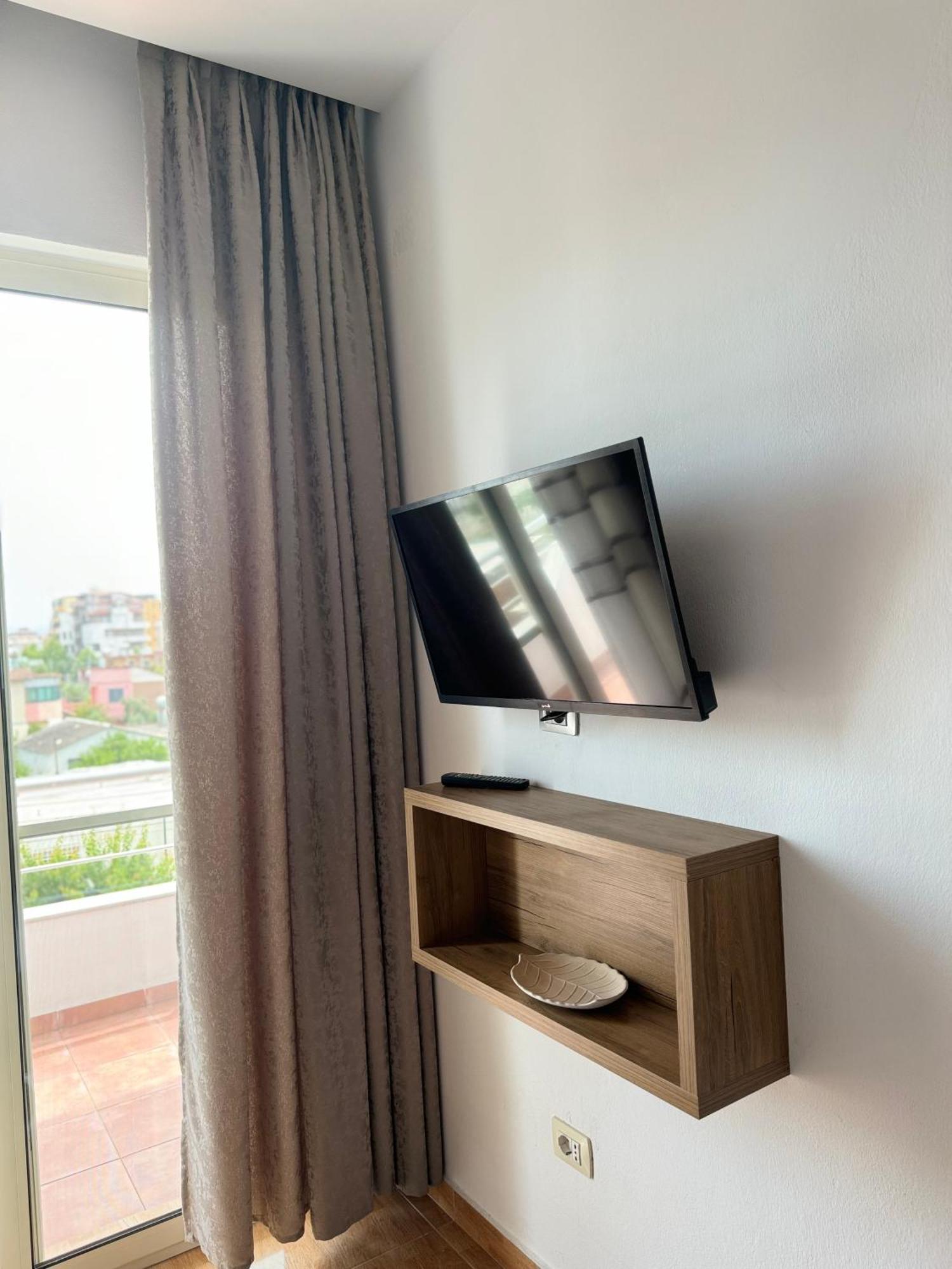 Guesthouse Cami ドゥラス エクステリア 写真