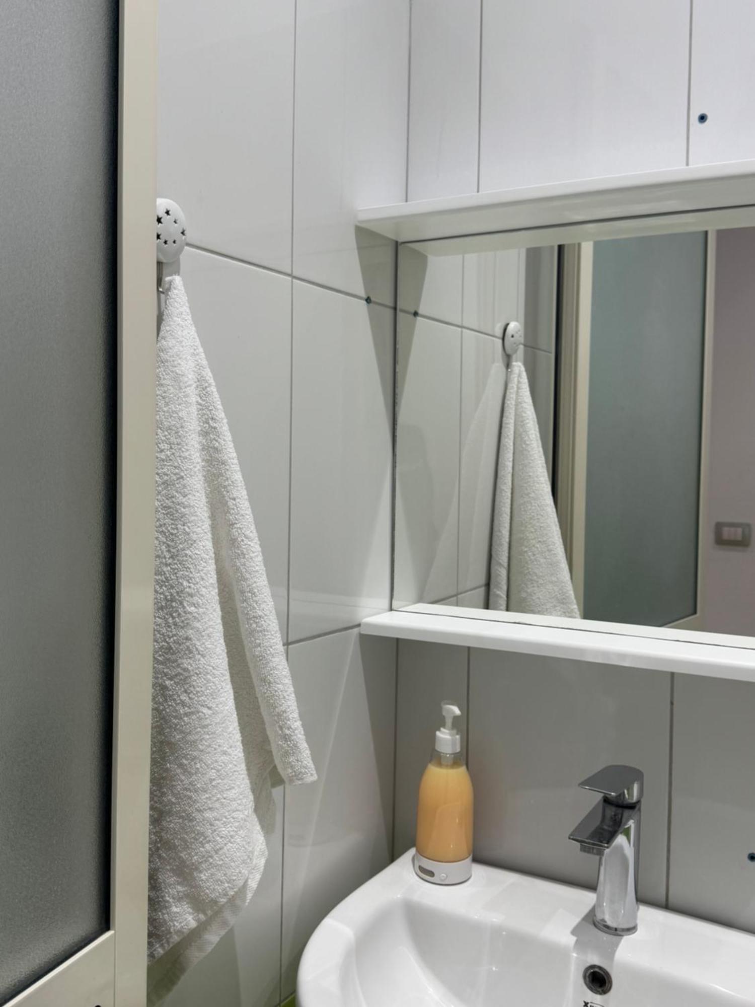 Guesthouse Cami ドゥラス エクステリア 写真