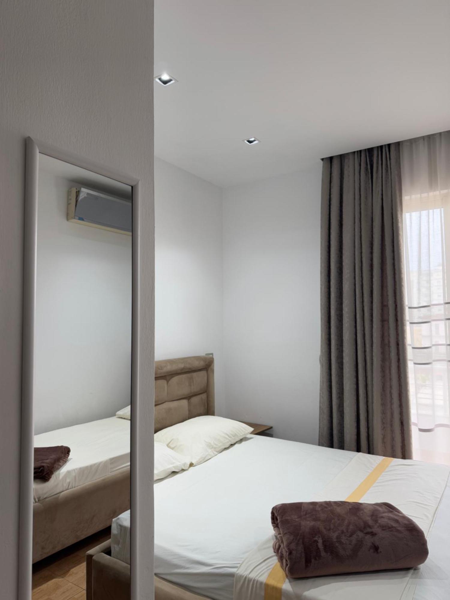 Guesthouse Cami ドゥラス エクステリア 写真